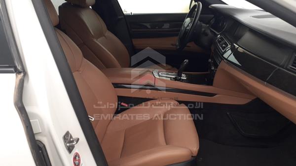 Photo 27 VIN: WBAKB8106BC345399 - BMW 750LI 