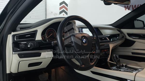 Photo 10 VIN: WBAKB8106CC346974 - BMW 750LI 