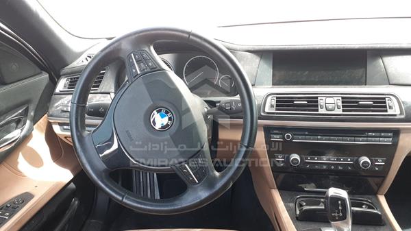 Photo 12 VIN: WBAKB8107AC342350 - BMW 750LI 