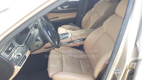 Photo 13 VIN: WBAKB8107AC342350 - BMW 750LI 