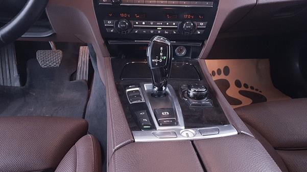 Photo 27 VIN: WBAKB8107BC345105 - BMW 750LI 