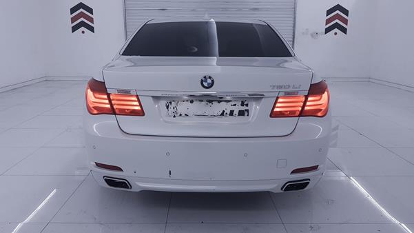 Photo 7 VIN: WBAKB8107BC345105 - BMW 750LI 