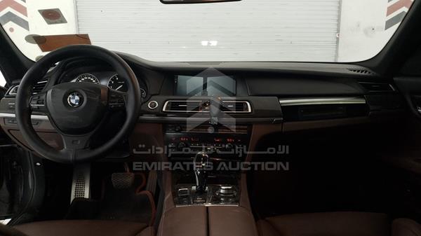 Photo 15 VIN: WBAKB8107CC347096 - BMW 750LI 