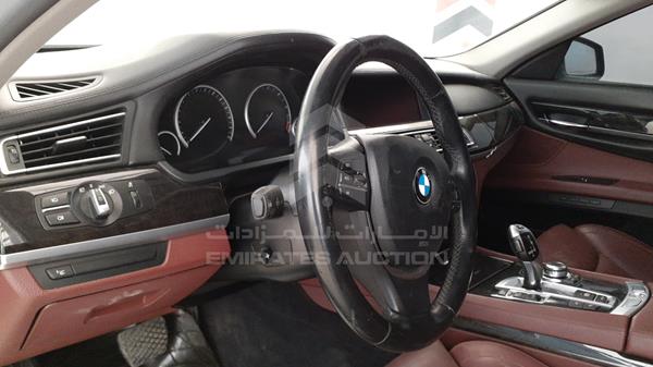 Photo 11 VIN: WBAKB8108CC346118 - BMW 750LI 