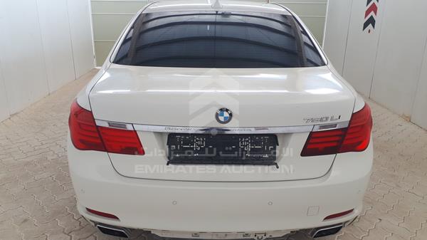 Photo 13 VIN: WBAKB8108CC346118 - BMW 750LI 