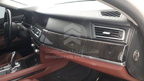 Photo 20 VIN: WBAKB8108CC346118 - BMW 750LI 