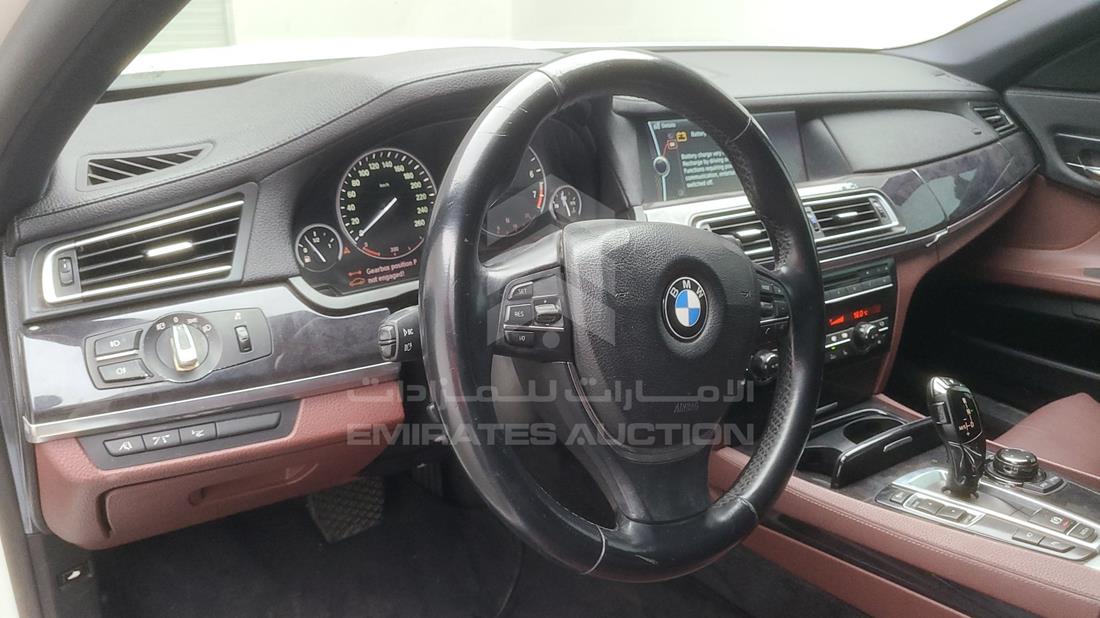 Photo 11 VIN: WBAKB8109BC344246 - BMW 750 I 