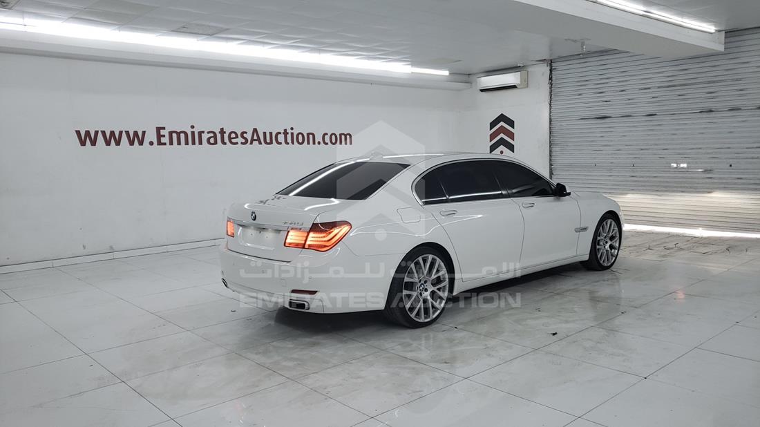 Photo 10 VIN: WBAKB8109BC344974 - BMW 750LI 