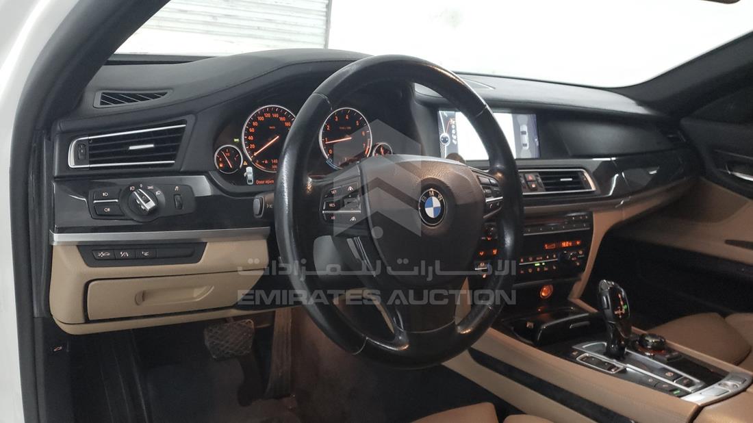 Photo 13 VIN: WBAKB8109BC344974 - BMW 750LI 