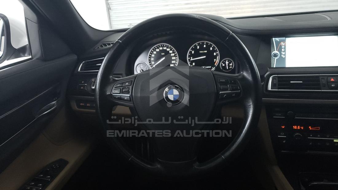 Photo 16 VIN: WBAKB8109BC344974 - BMW 750LI 