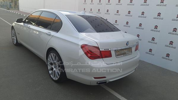 Photo 6 VIN: WBAKB8109BC344988 - BMW 750LI 