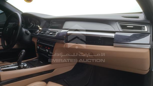 Photo 36 VIN: WBAKB8109BC344988 - BMW 750LI 