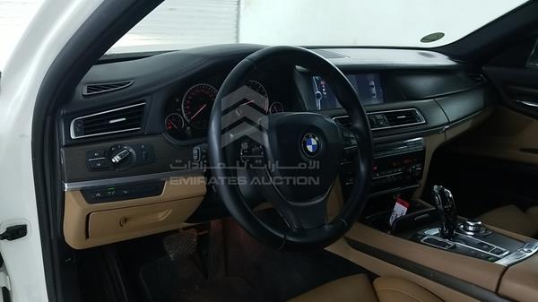 Photo 11 VIN: WBAKB8109BC345297 - BMW 750LI 