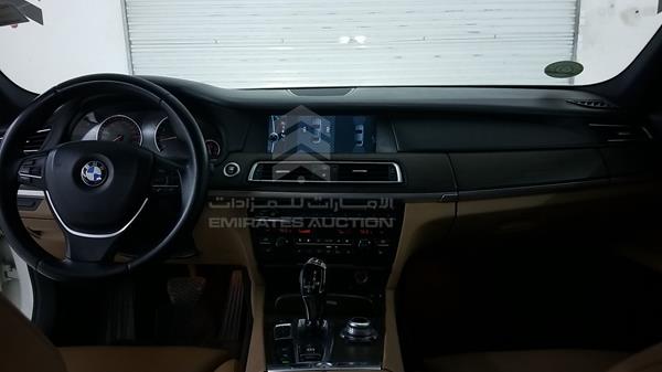 Photo 15 VIN: WBAKB8109BC345297 - BMW 750LI 