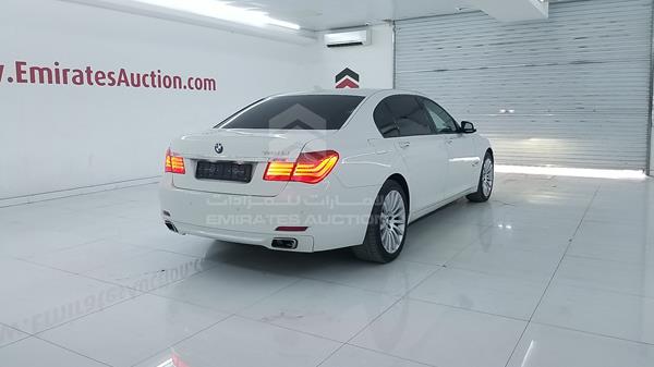 Photo 8 VIN: WBAKB8109BC345297 - BMW 750LI 