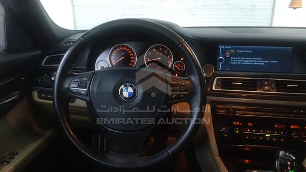 Photo 18 VIN: WBAKB8109CC346080 - BMW 750LI 