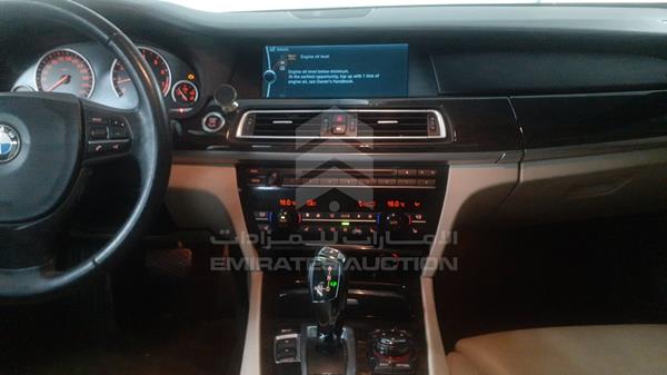 Photo 22 VIN: WBAKB8109CC346080 - BMW 750LI 