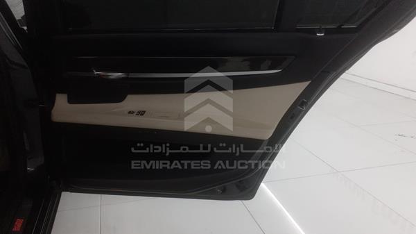 Photo 32 VIN: WBAKB8109CC346080 - BMW 750LI 