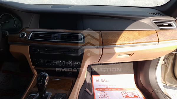 Photo 27 VIN: WBAKB8109CC347259 - BMW 750LI 