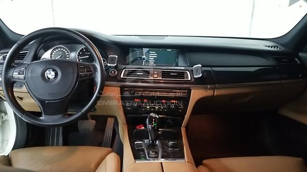 Photo 15 VIN: WBAKB810XBC344028 - BMW 750LI 