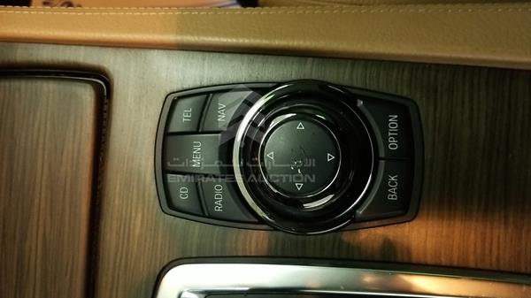 Photo 20 VIN: WBAKB810XBC345258 - BMW 750LI 