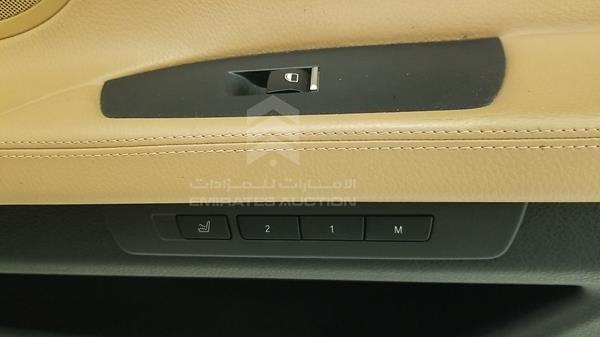 Photo 32 VIN: WBAKB810XBC345258 - BMW 750LI 