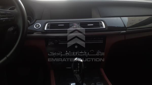 Photo 16 VIN: WBAKB810XBC345423 - BMW 750LI 