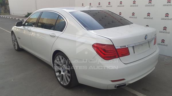 Photo 5 VIN: WBAKB810XBC345423 - BMW 750LI 