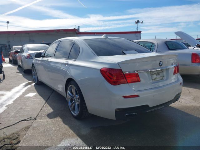 Photo 2 VIN: WBAKB8C50BCY64585 - BMW 750LI 