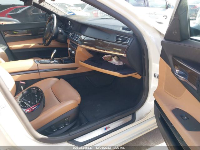 Photo 4 VIN: WBAKB8C50BCY64585 - BMW 750LI 