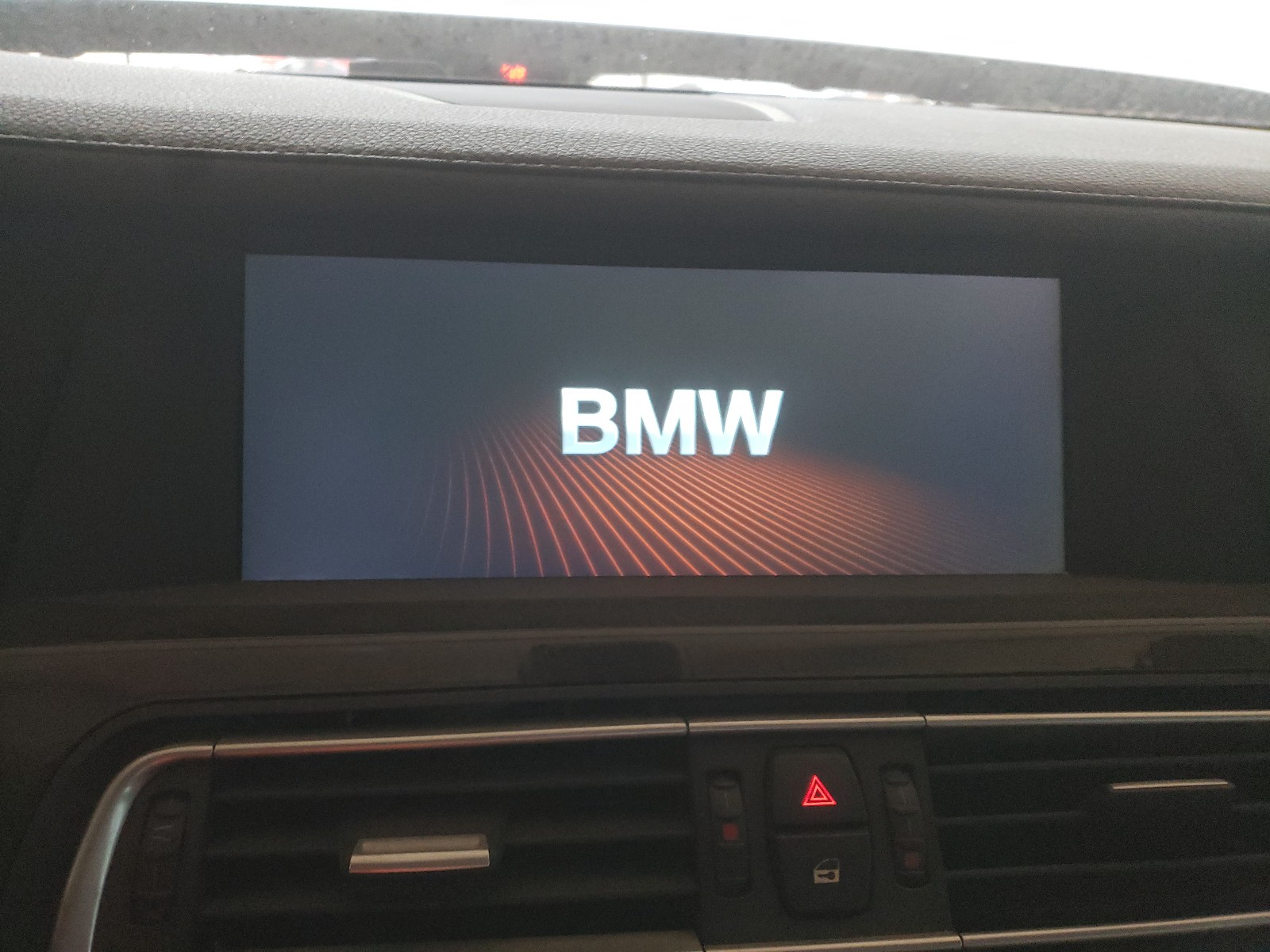 Photo 8 VIN: WBAKB8C50CC963148 - BMW 750 LI 