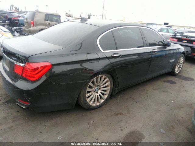 Photo 3 VIN: WBAKB8C50CC963747 - BMW 750LI 