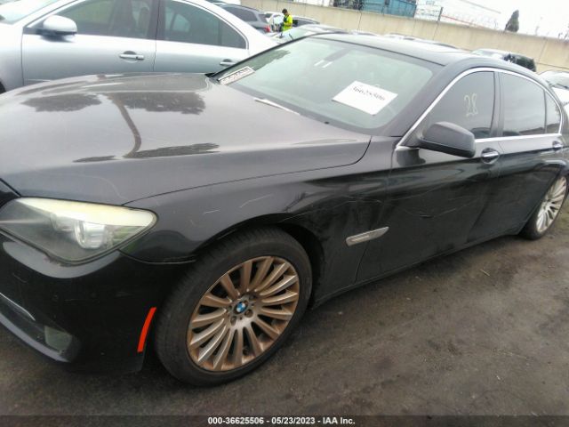 Photo 5 VIN: WBAKB8C50CC963747 - BMW 750LI 