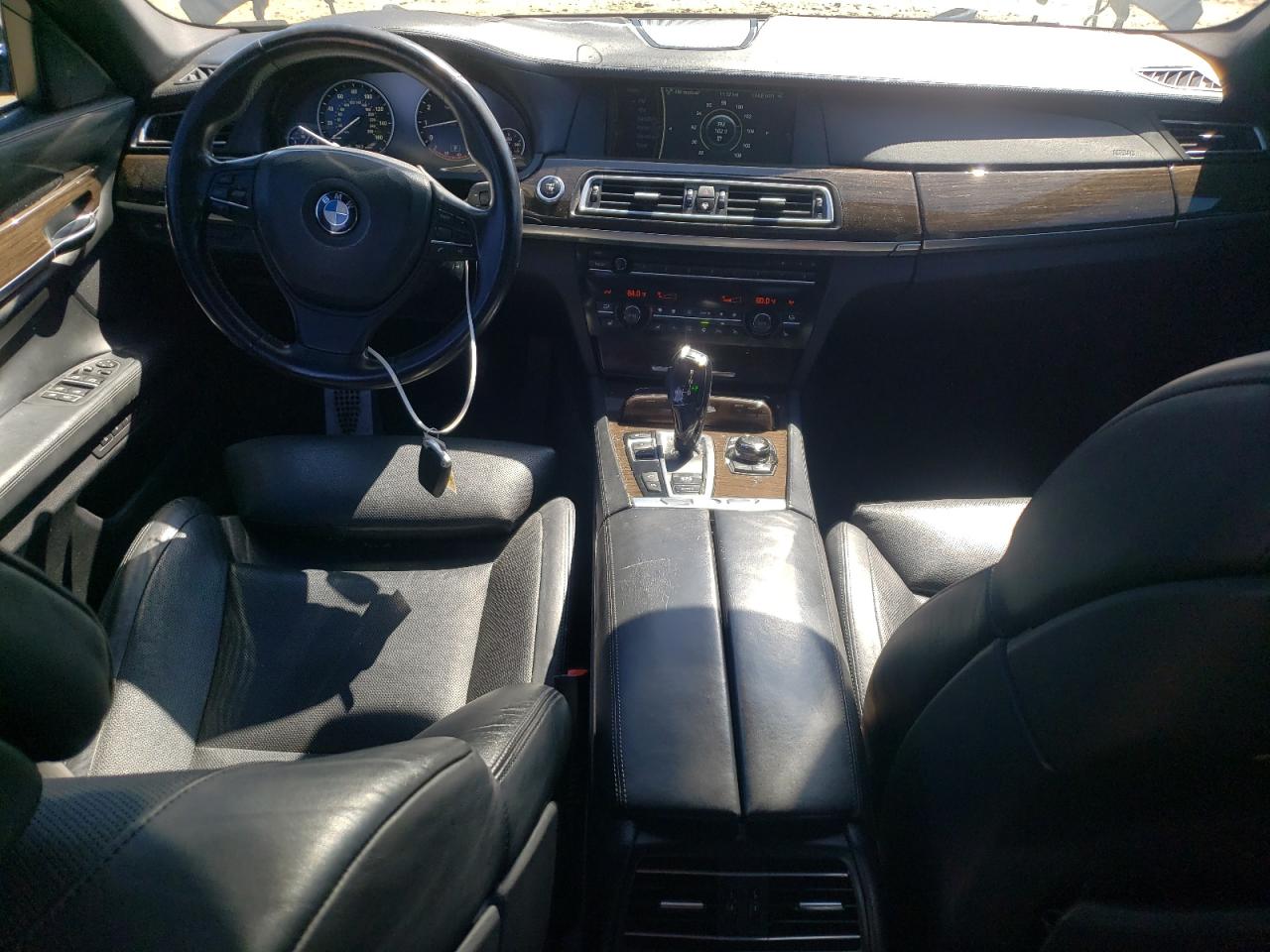 Photo 7 VIN: WBAKB8C51CC963675 - BMW 7ER 