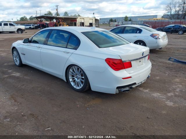 Photo 2 VIN: WBAKB8C52BCY66905 - BMW 750 