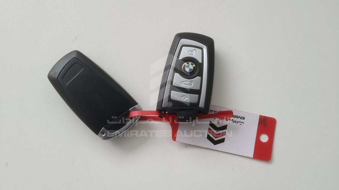 Photo 6 VIN: WBAKB8C53BC852026 - BMW 750 