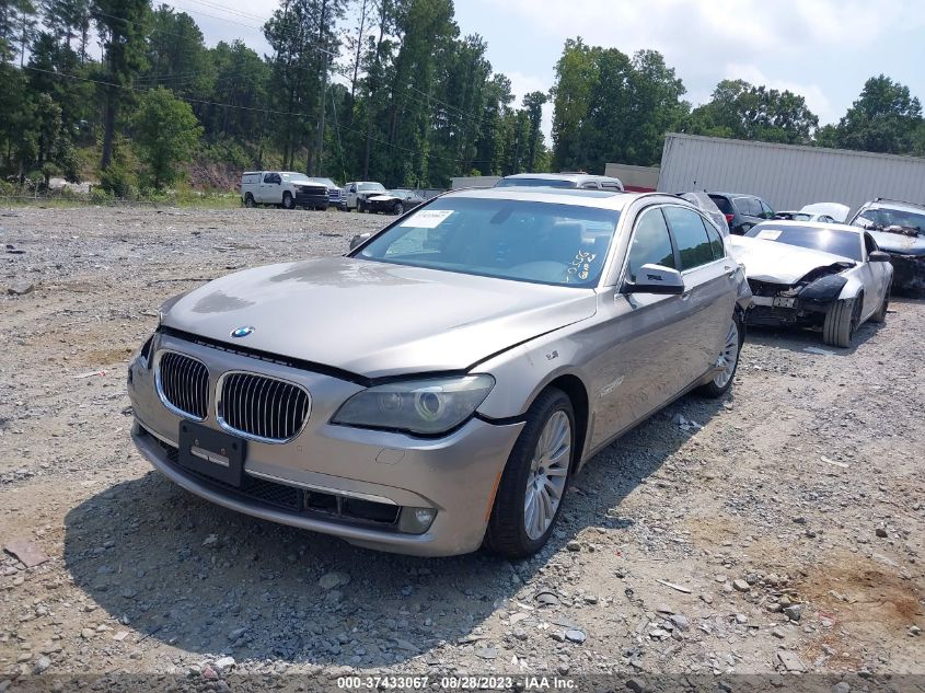 Photo 1 VIN: WBAKB8C53CDX20556 - BMW 7ER 