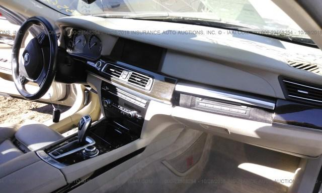 Photo 4 VIN: WBAKB8C54CDX20971 - BMW 750I 