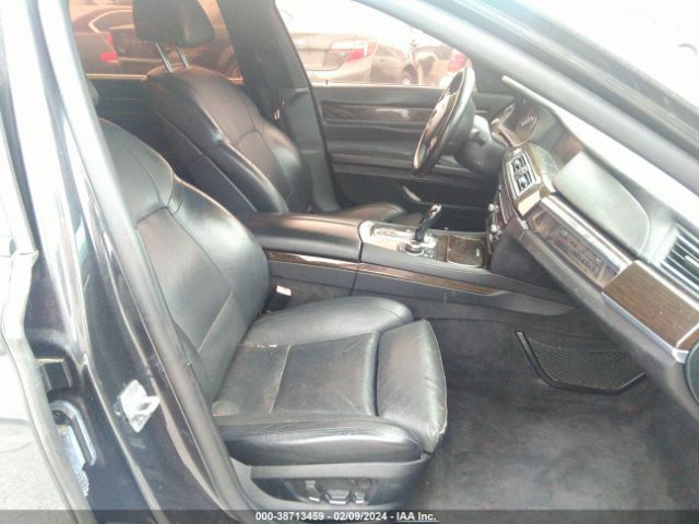 Photo 4 VIN: WBAKB8C55CC964828 - BMW 750LI 