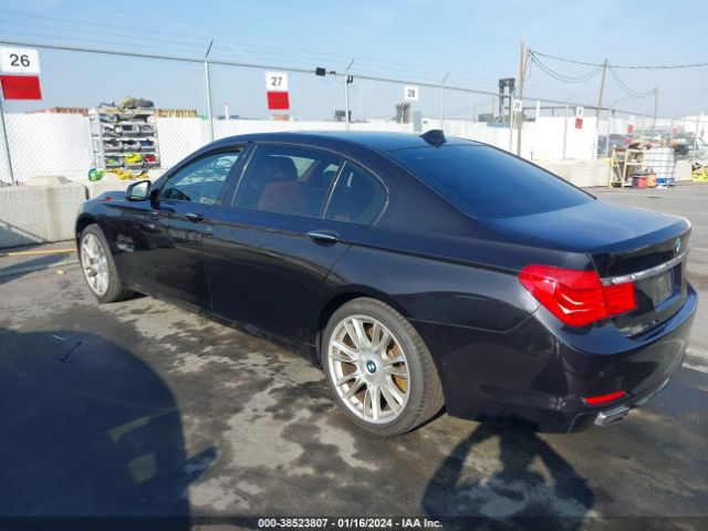 Photo 2 VIN: WBAKB8C57CC963180 - BMW 750LI 