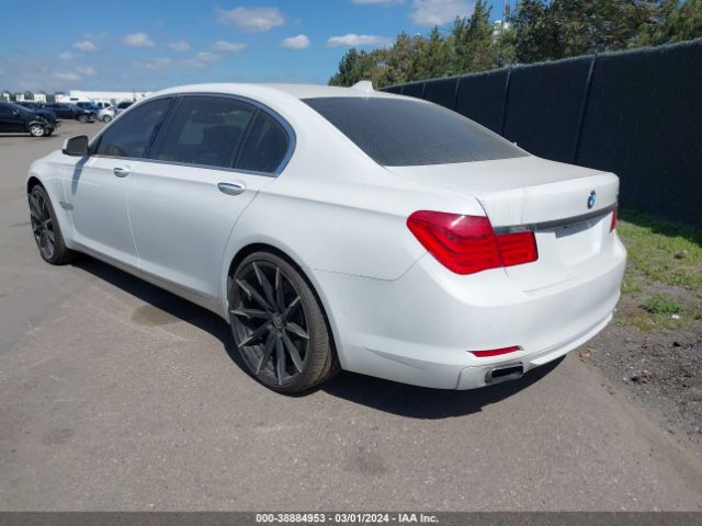 Photo 2 VIN: WBAKB8C58BC852345 - BMW 750LI 