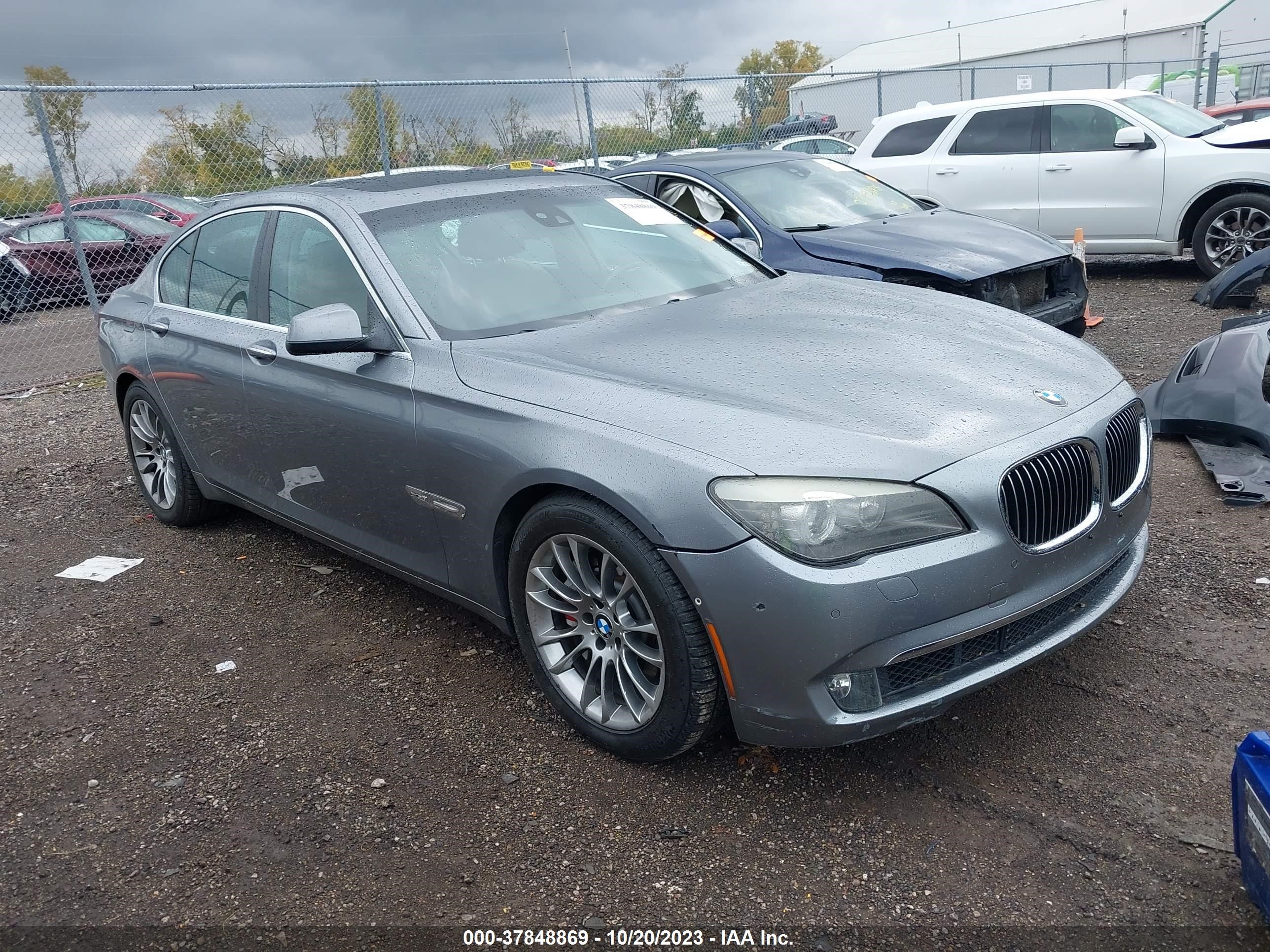 Photo 0 VIN: WBAKC6C51ACL67562 - BMW 7ER 