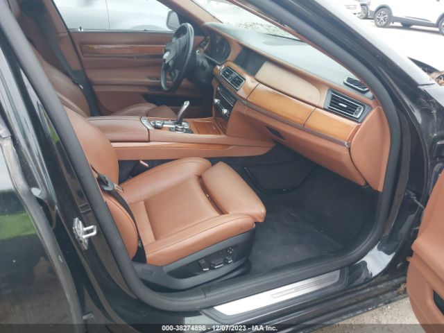 Photo 4 VIN: WBAKC6C51BC395072 - BMW 7 SERIES 