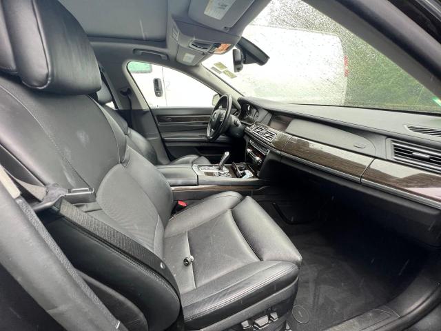 Photo 4 VIN: WBAKC6C51CC395641 - BMW 7 SERIES 