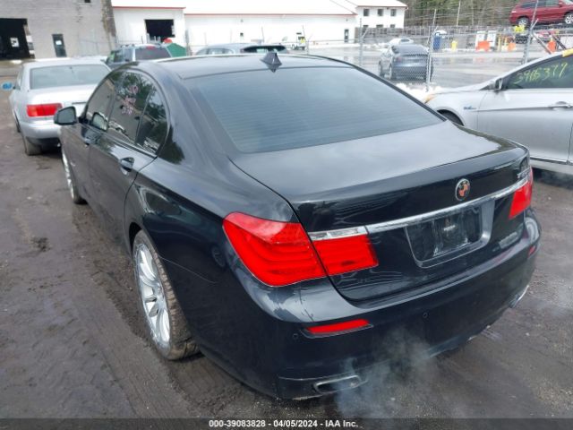 Photo 2 VIN: WBAKC6C51CC397129 - BMW 750I 