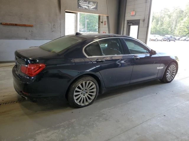 Photo 2 VIN: WBAKC6C52CC396197 - BMW 750 XI 