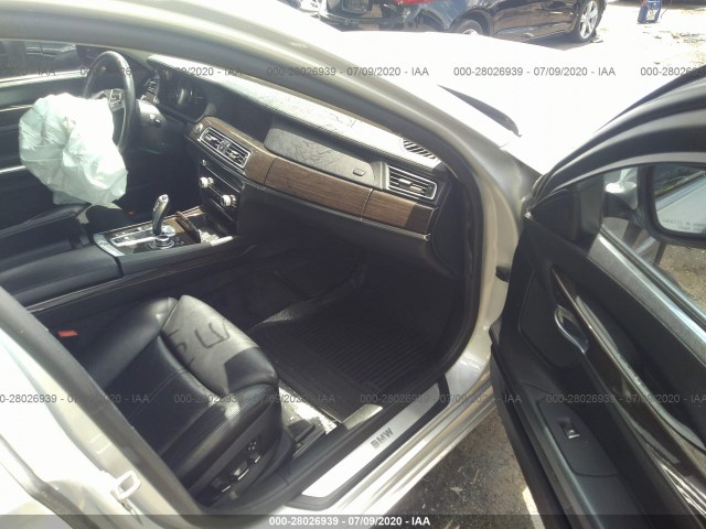 Photo 4 VIN: WBAKC6C53BC394683 - BMW 7 