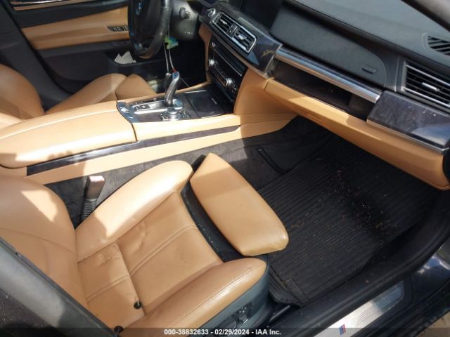 Photo 4 VIN: WBAKC6C54AC393685 - BMW 750I 