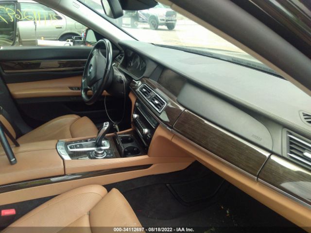 Photo 4 VIN: WBAKC6C54CC396427 - BMW 7 SERIES 