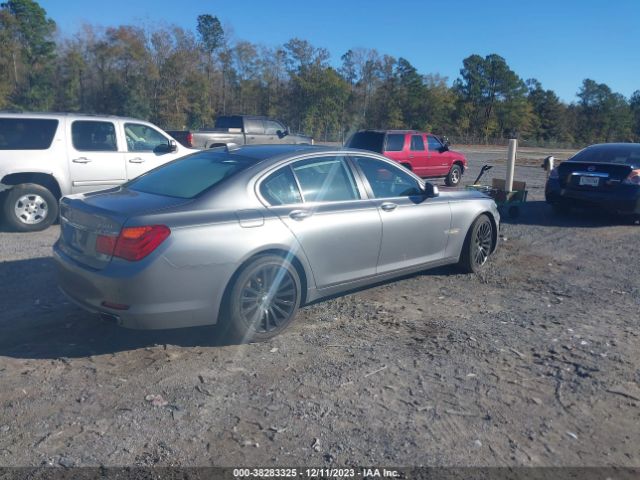 Photo 3 VIN: WBAKC6C55CC396677 - BMW 750I 